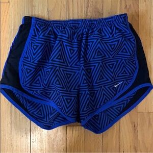 🗽Nike - Running Shorts - S